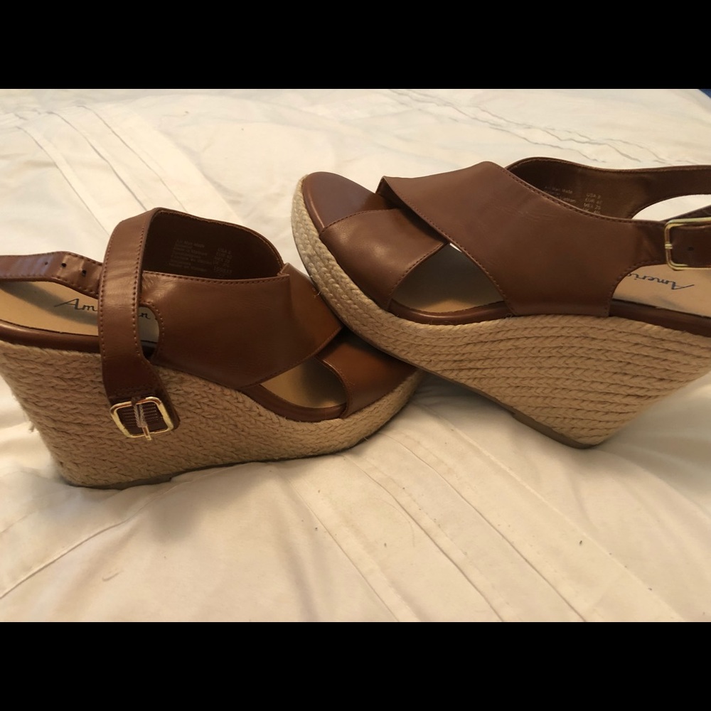 American Eagle Heels
